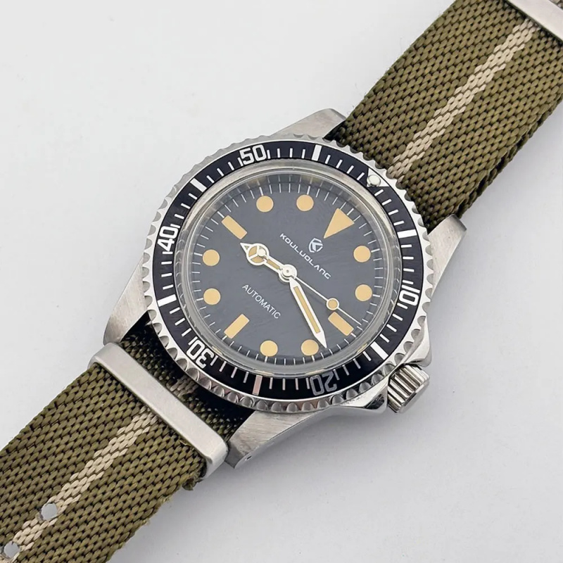 NH35 vintage 40mm sapphire gla - Tropic Strap Vintage avis et prix
